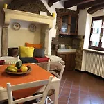 L'affresco, Rural House In Valpolicella Courtyard
