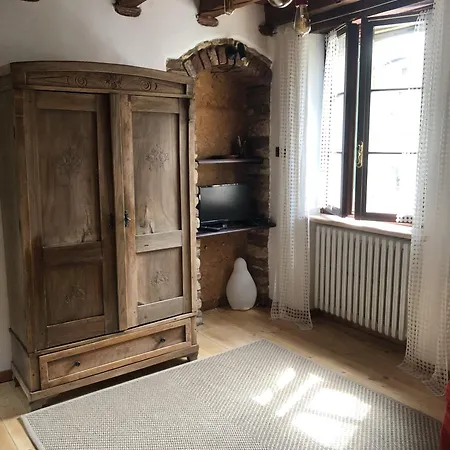 L'affresco, Rural House In Valpolicella Courtyard