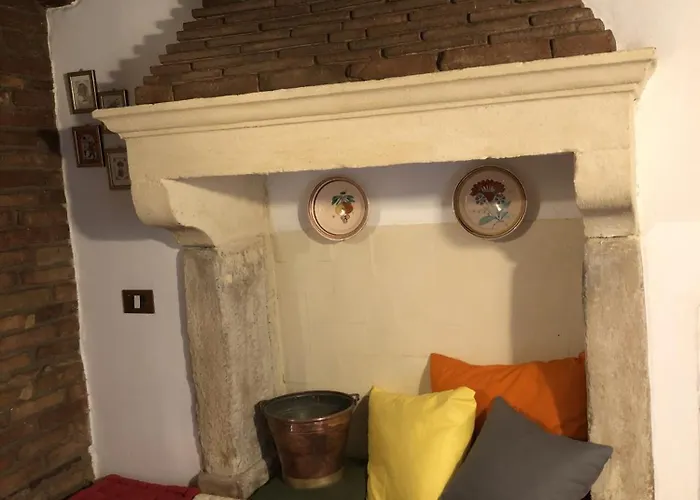 Tatil Evi L'affresco, Rural House In Valpolicella Courtyard Marano di Valpolicella