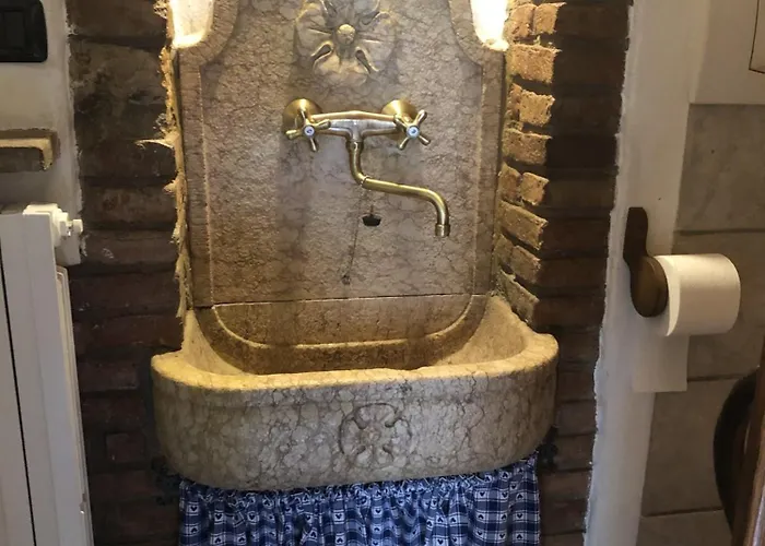 L'affresco, Rural House In Valpolicella Courtyard Marano di Valpolicella