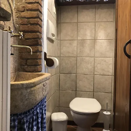 Nyaraló L'affresco, Rural House In Valpolicella Courtyard *